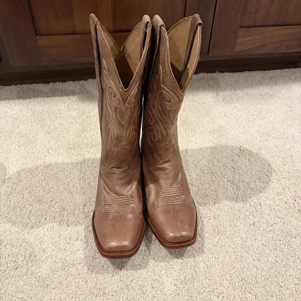 EUC Shyanne Darby Western Boot Light Brown Women's Size 7 Wide Cowboy Western